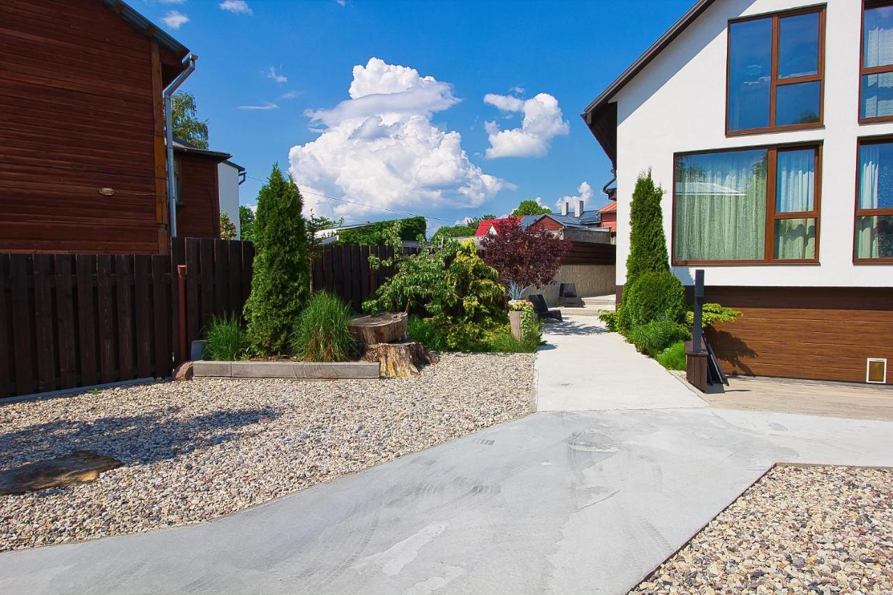 Lux Apartment Pärnu Exterior foto